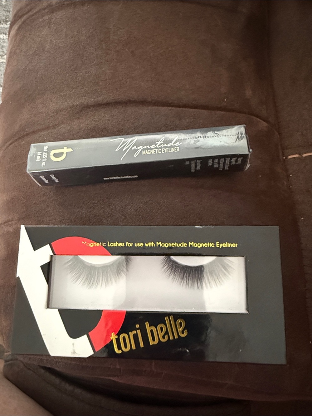 tori belle Magnetic Lashes with Magnetude Magnetic Eyeliner - Black